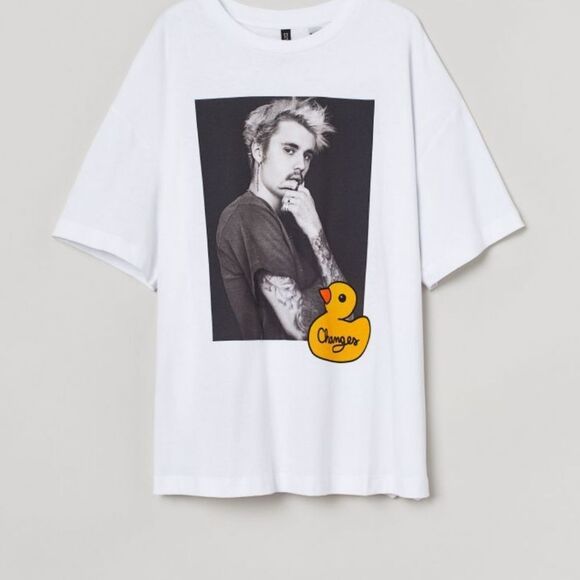 Justin Bieber Changes Top PRICE FIRM 💥 - Picture 1 of 9